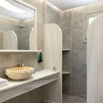 Windmillside Luxury Appartement Emporio (Santorini)