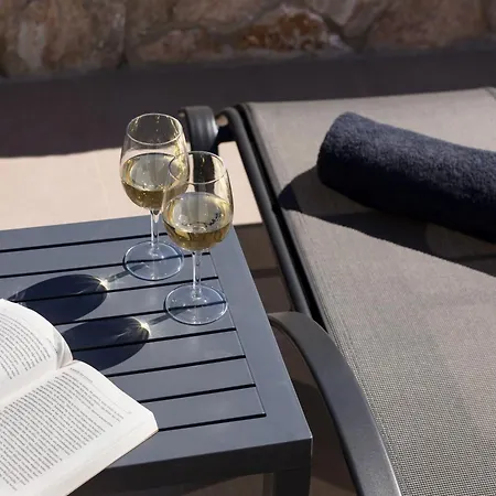 Windmillside Luxury Emporio (Santorini)